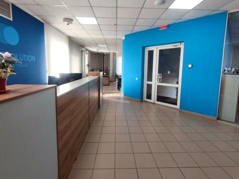 коммерческая по адресу Степана Бандеры просп., 42/2