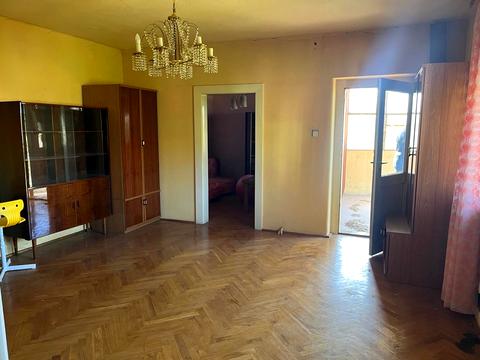 будинок за адресою Міклоша Берчені вул.