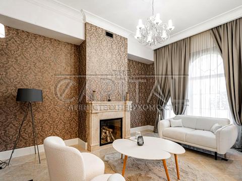 будинок за адресою с. Крюківщина, Молодіжна вул.