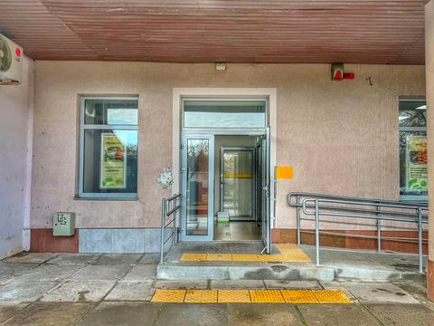 комерційна за адресою В'ячеслава Чорновола просп. (), 59