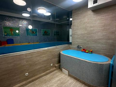 коммерческая по адресу Орлика Пилипа ул., 4б
