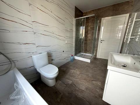 квартира за адресою Степана Бандери вул., 36