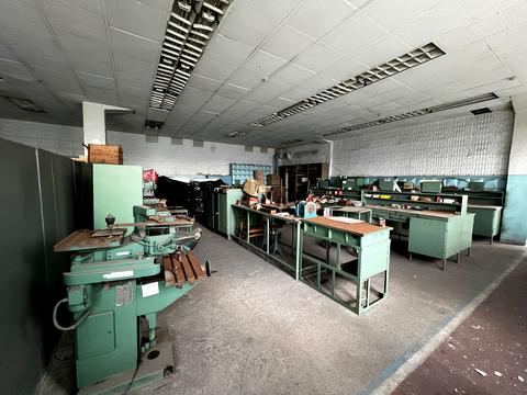 комерційна за адресою Професора Анатолія Бойка вул., 3