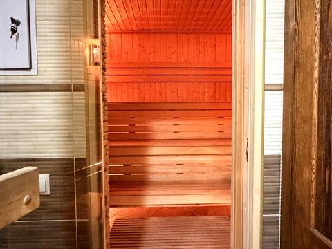 будинок за адресою Стародніпровська вул.
