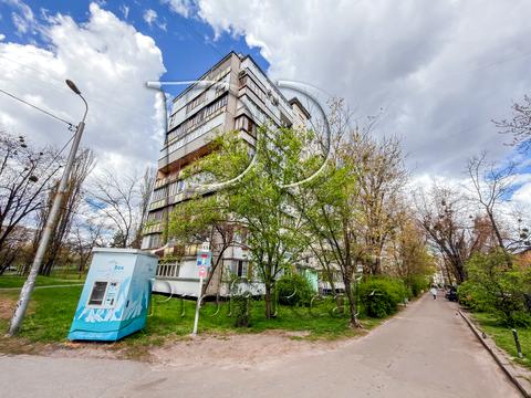 квартира за адресою Ореста Левицького вул. (Академіка Курчатова), 13
