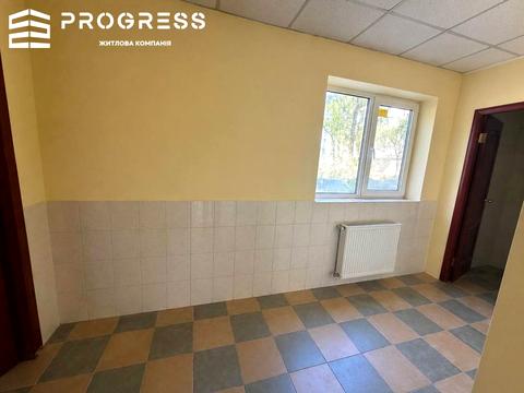 коммерческая по адресу Ивано-Франковск, Днестровская ул., 64