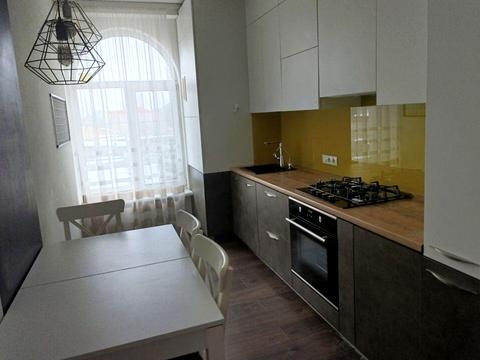 квартира за адресою Дмитра Луценка вул. (Крейсера "Аврора"), 12-А