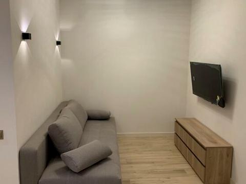 квартира за адресою Київ, Академіка Заболотного вул., 1-А