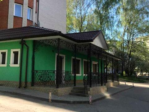 комерційна за адресою Чернівецька вул., 68