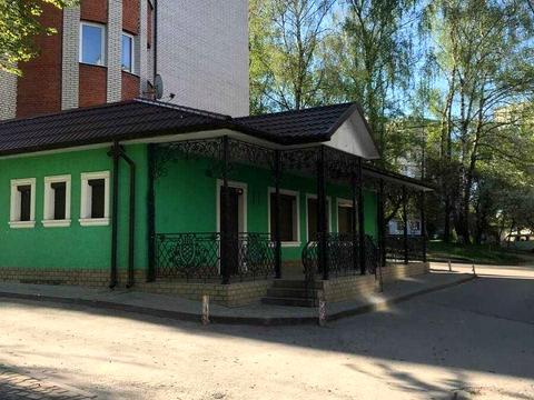 комерційна за адресою Чернівецька вул., 68