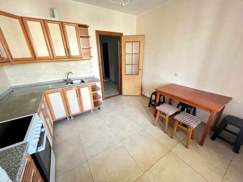 квартира за адресою Лариси Руденко вул., 21