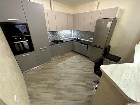 дом по адресу Просвещения ул., 4