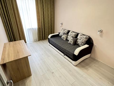 дом по адресу Просвещения ул., 4