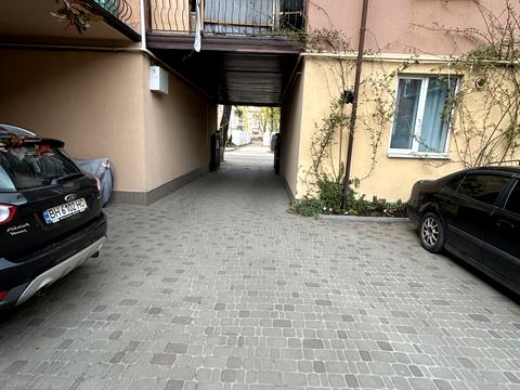 дом по адресу Просвещения ул., 4