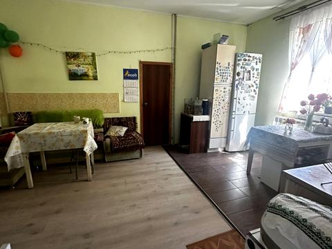 будинок за адресою Станційна вул., 11