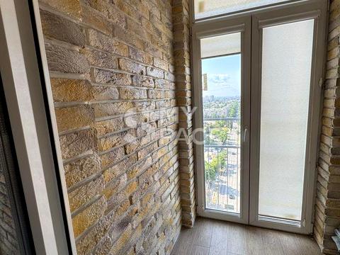 квартира за адресою Регенераторна вул., 4 к1