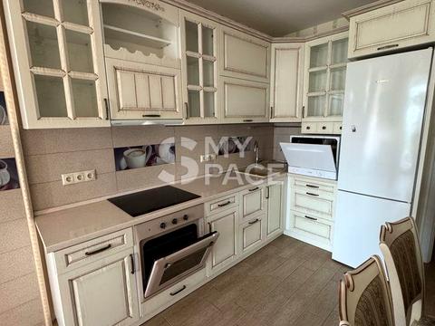 квартира за адресою Регенераторна вул., 4 к1