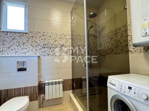 квартира за адресою Регенераторна вул., 4 к1