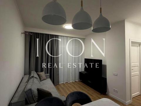 квартира за адресою Салютна вул., 2к6