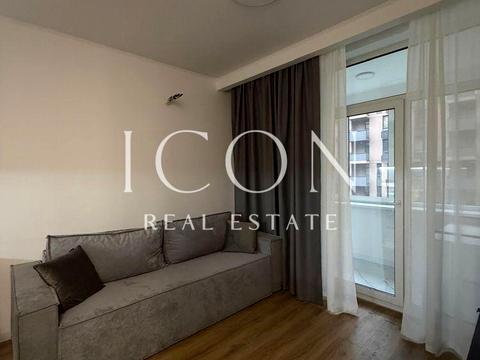 квартира за адресою Салютна вул., 2к6