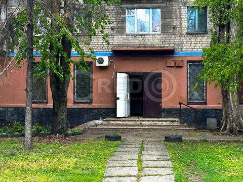 комерційна за адресою Володимира Черкасова вул., 11