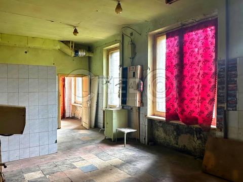 комерційна за адресою Володимира Черкасова вул., 11