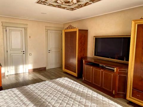 квартира за адресою Київ, В'ячеслава Чорновола вул., 20