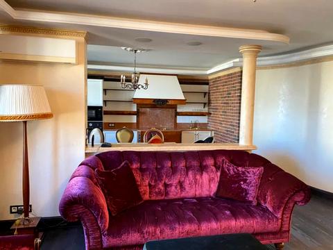 квартира за адресою Київ, В'ячеслава Чорновола вул., 20