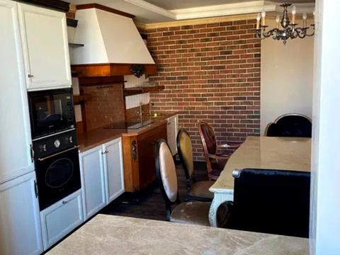 квартира за адресою Київ, В'ячеслава Чорновола вул., 20