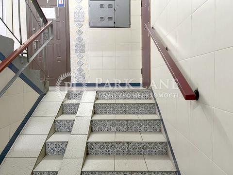 квартира за адресою Миколи Ушакова вул., 20