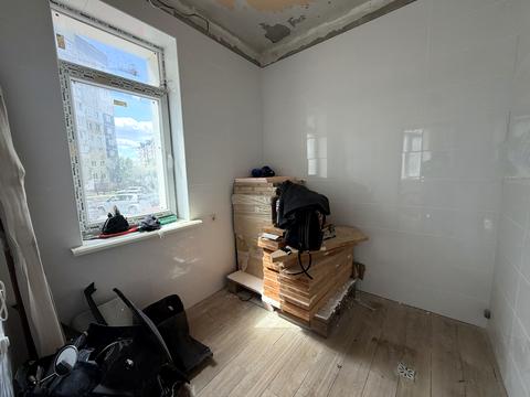 комерційна за адресою Михайла Драгана вул., 32