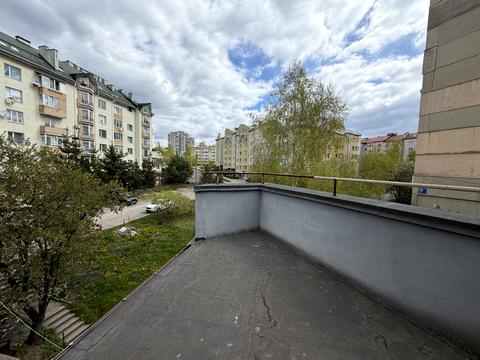 комерційна за адресою Михайла Драгана вул., 32