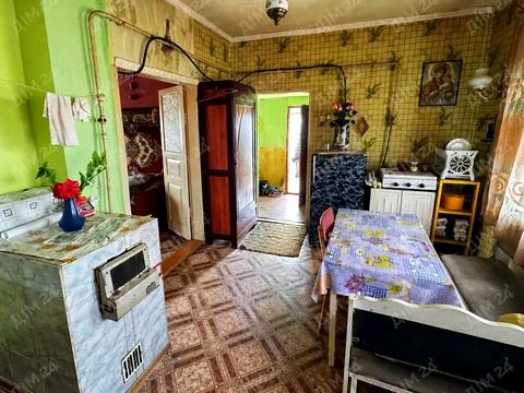 будинок за адресою Центральна