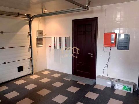 будинок за адресою Космонавтів