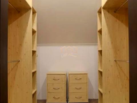 будинок за адресою Космонавтів