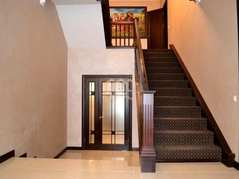 будинок за адресою Космонавтів