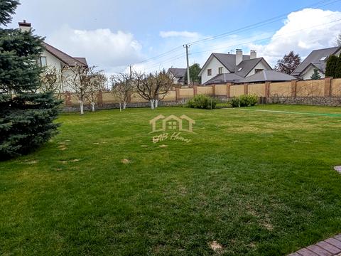 будинок за адресою Космонавтів