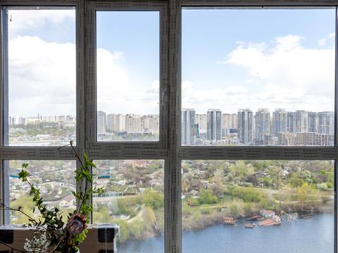 квартира за адресою Миколи Бажана просп., (Будинок 8)