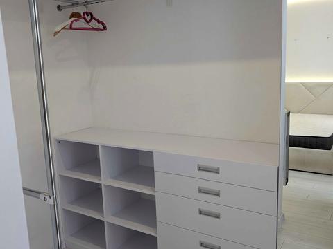 будинок за адресою Ділова вул. (Димитрова), 2