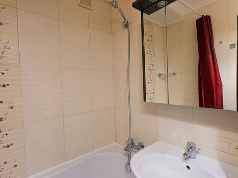 квартира по адресу Романа Ратушного ул. (Волгоградська), 9