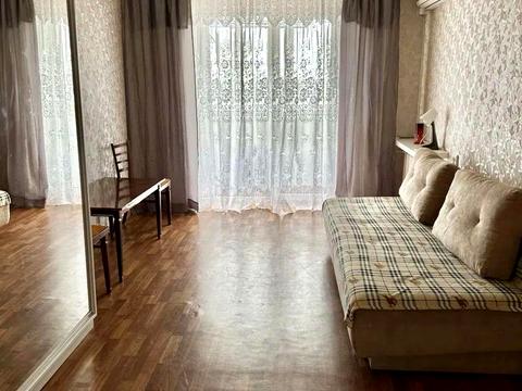 квартира за адресою Амвросія Бучми бульв., 4