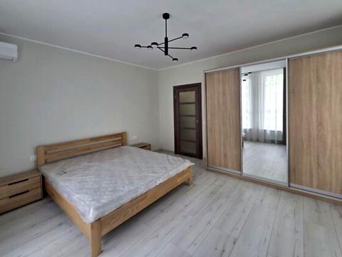 квартира за адресою Олеся Бердника вул., 1