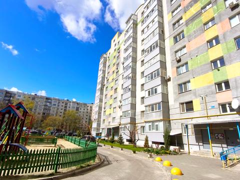 квартира за адресою Михайла Лушпи просп., 5к8