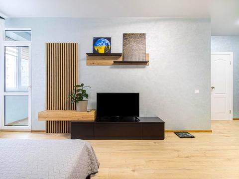 квартира за адресою Героїв Майдану вул., (Будинок)