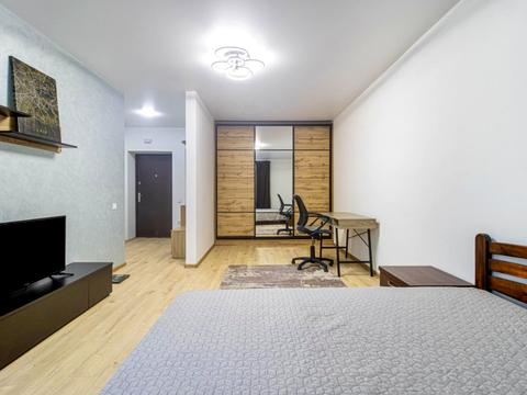 квартира за адресою Героїв Майдану вул., (Будинок)