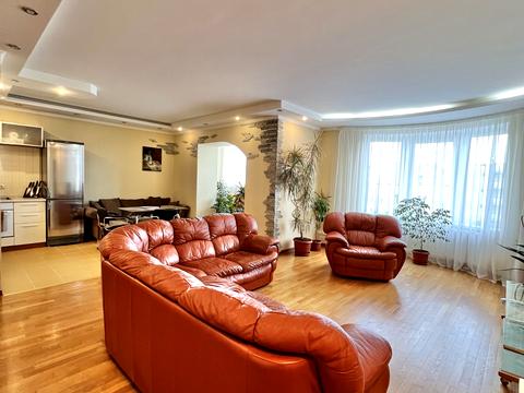 квартира по адресу Петра Григоренко просп., 1-Б