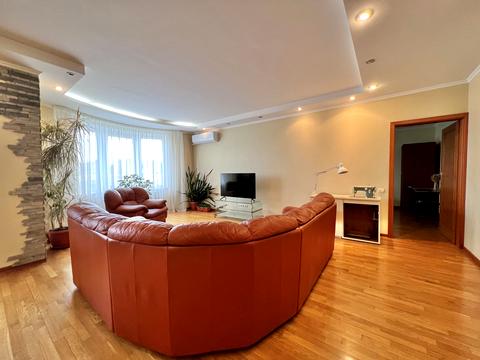 квартира по адресу Петра Григоренко просп., 1-Б