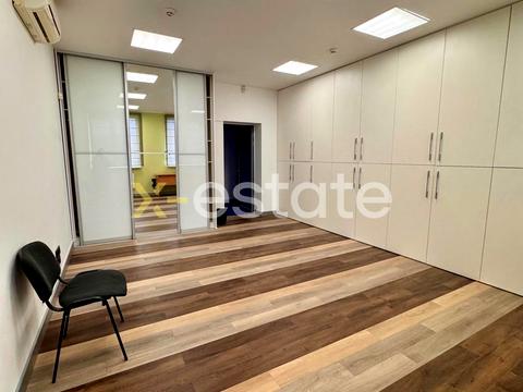 коммерческая по адресу Отакара Яроша пер., 12а