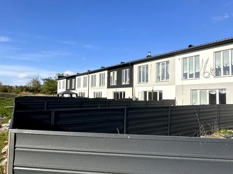 дом по адресу Головна