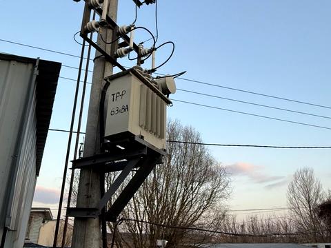 комерційна за адресою Центральна вул., 10